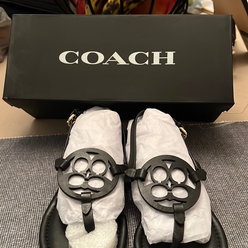 I am selling coach Sandals